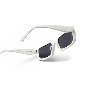 Isabella - Stylish Sunglasses visualseries